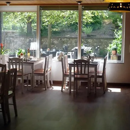 Armarova Ihre Ferienpension بيت ضيافة 3*