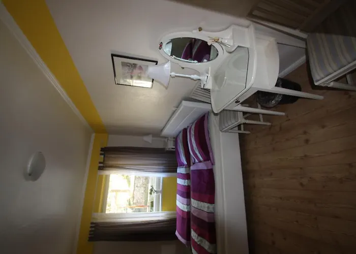 阿尔玛洛瓦旅馆 库克斯港